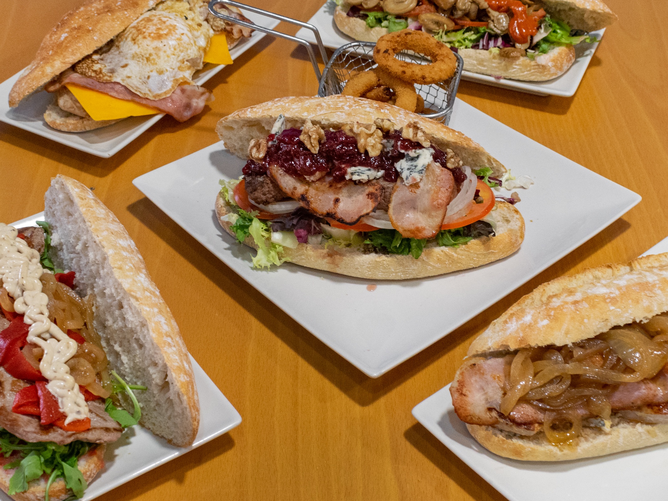 43299 RestauranteCasaNuri Hero